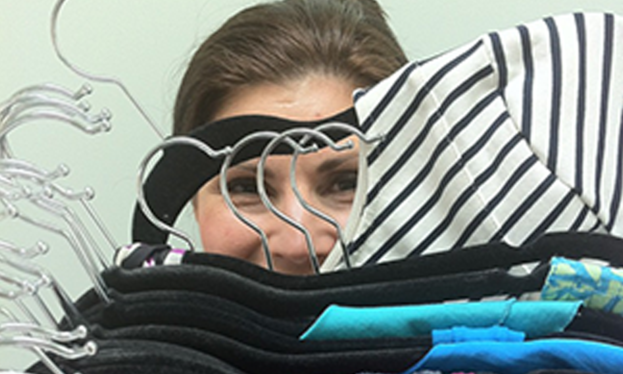 Should You Wear Back and White?