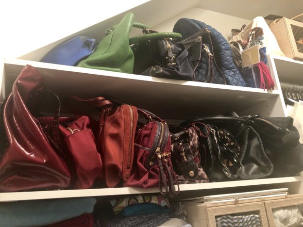 How To Organize Handbags